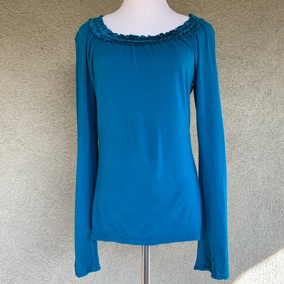 π₯5/$20π₯ Teal Blue Rayon Jersey Top - Picture 4 of 8